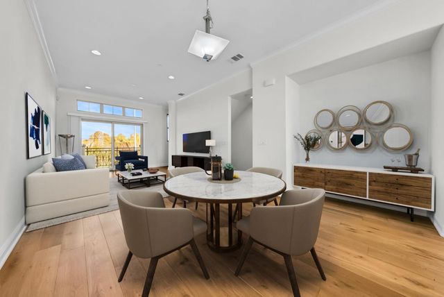 121 Fairchild Drive, Mountain View, CA 94043