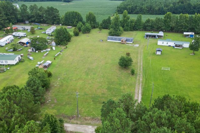7009 Long Horne Ranch Dr., Loris, SC 29569