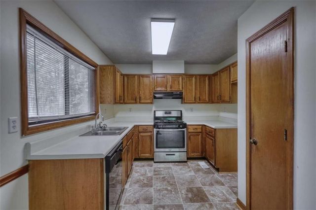 2660 Hewatt Road, Snellville, GA 30039