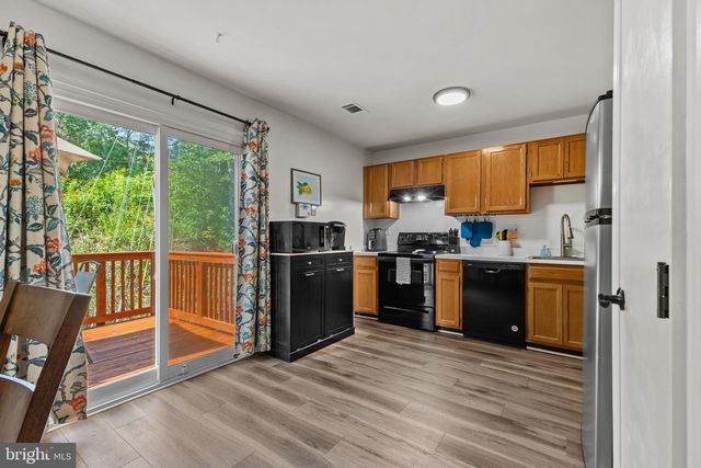 16260 TACONIC CIR, Dumfries, VA 22025
