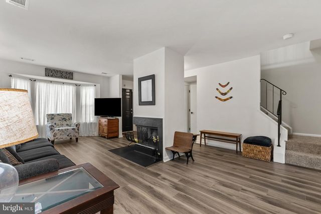 16260 TACONIC CIR, Dumfries, VA 22025