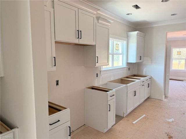 8305 Pyramid Drive, Summerfield, NC 27358