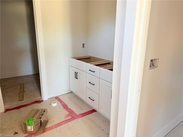 8305 Pyramid Drive, Summerfield, NC 27358