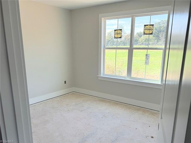 8305 Pyramid Drive, Summerfield, NC 27358