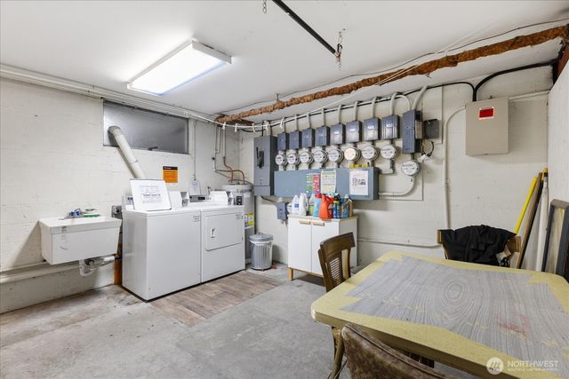 4912 Evanston Avenue N, Seattle, WA 98103