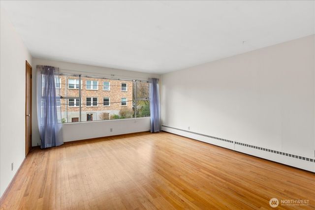 4912 Evanston Avenue N, Seattle, WA 98103