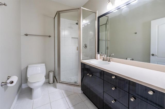 33519 Hillside Drive, Pinehurst, TX 77362