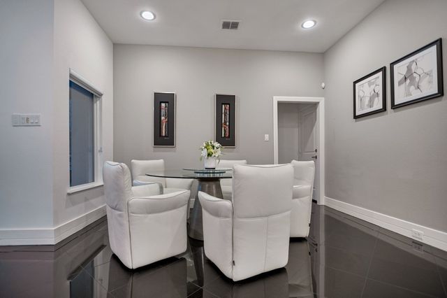 2231 Clearspring Drive N, Irving, TX 75063