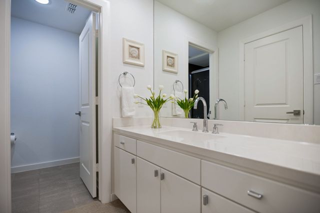 2231 Clearspring Drive N, Irving, TX 75063