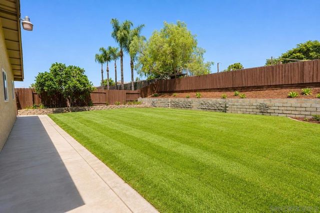 9444 Leticia Dr., Santee, CA 92071