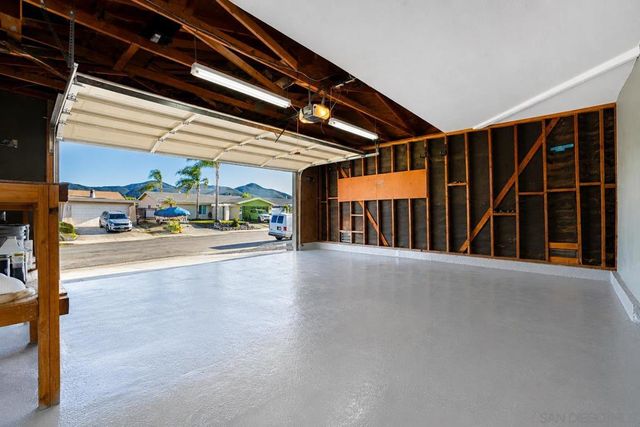 9444 Leticia Dr., Santee, CA 92071