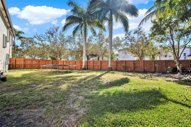144 NE 32nd Ter, Homestead, FL 33033