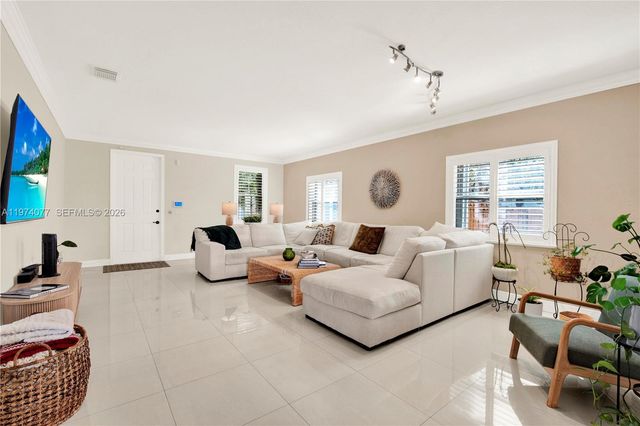 144 NE 32nd Ter, Homestead, FL 33033