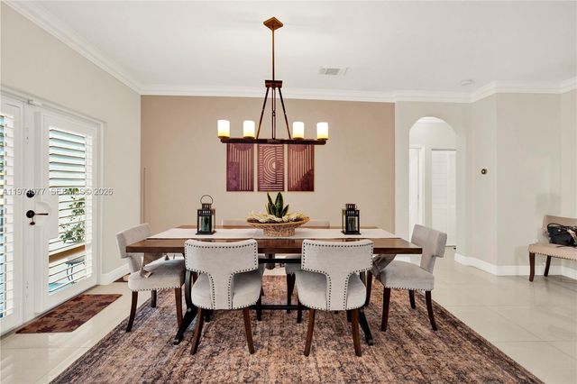 144 NE 32nd Ter, Homestead, FL 33033