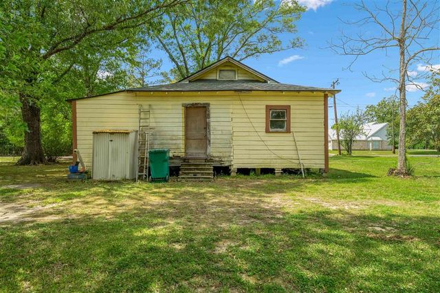 1068 Bill Phillips Road, Dequincy, LA 70633