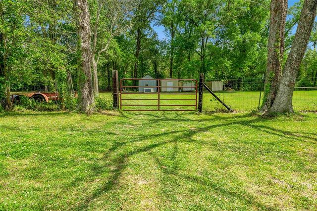 1068 Bill Phillips Road, Dequincy, LA 70633