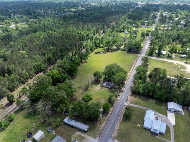 1068 Bill Phillips Road, Dequincy, LA 70633