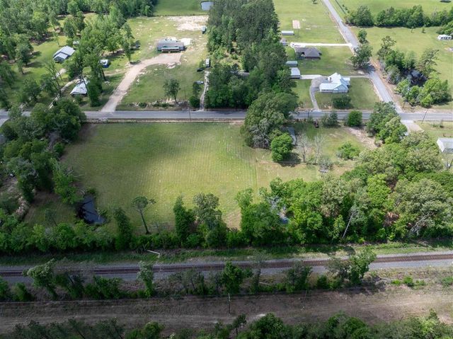 1068 Bill Phillips Road, Dequincy, LA 70633