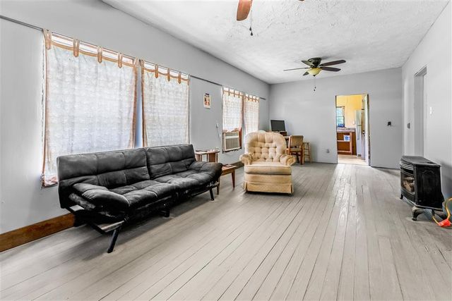1068 Bill Phillips Road, Dequincy, LA 70633
