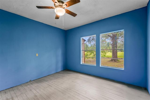 1068 Bill Phillips Road, Dequincy, LA 70633