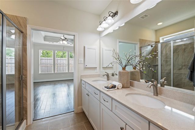 663 Tenuta Lane, League City, TX 77573