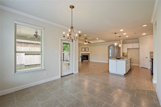 663 Tenuta Lane, League City, TX 77573