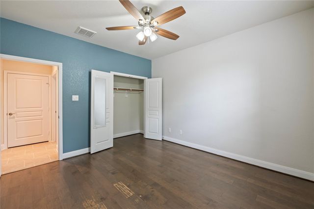 663 Tenuta Lane, League City, TX 77573