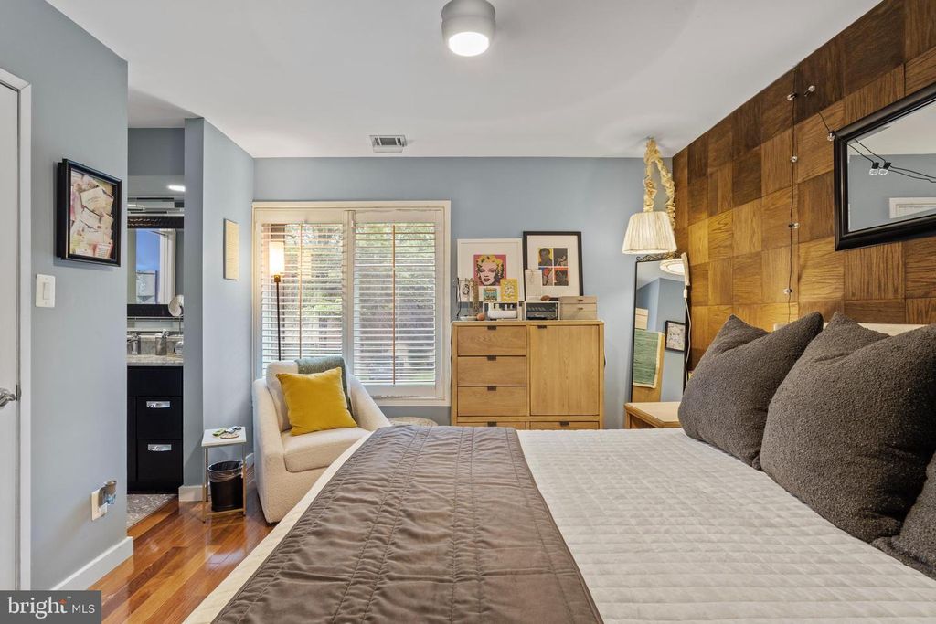 9566 FERN HOLLOW WAY, Gaithersburg, MD 20879