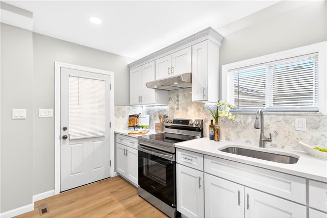 731 Chartiers St, Bridgeville, PA 15017