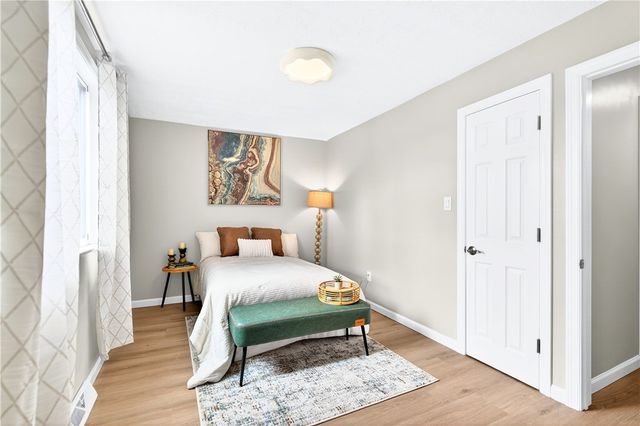 731 Chartiers St, Bridgeville, PA 15017