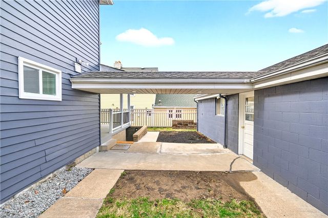 731 Chartiers St, Bridgeville, PA 15017