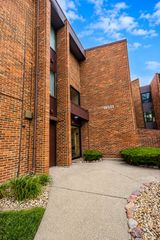 14501 Central Court PH1, Oak Forest, IL 60452