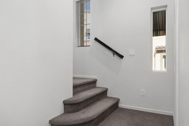 1309 Via Lucero, Oceanside, CA 92056