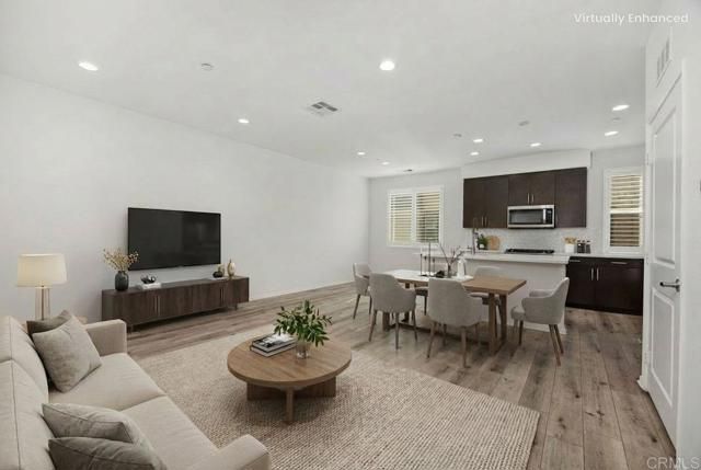 1309 Via Lucero, Oceanside, CA 92056