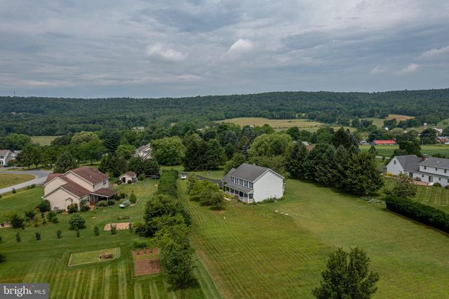 81 BETHEL CT, Port Matilda, PA 16870