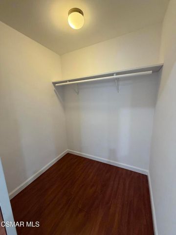 22206 Del Valle Street, Woodland Hills, CA 91364