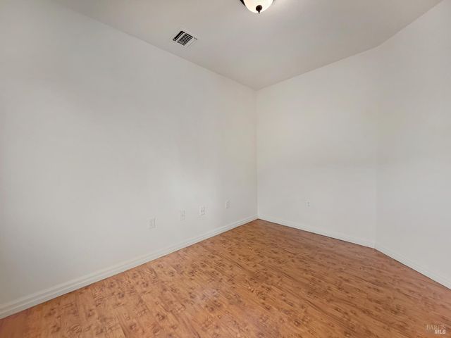 227 Hocker Ln, Fort Bragg, CA 95437