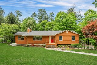 14 Howe Street, South Salem, NY 10590
