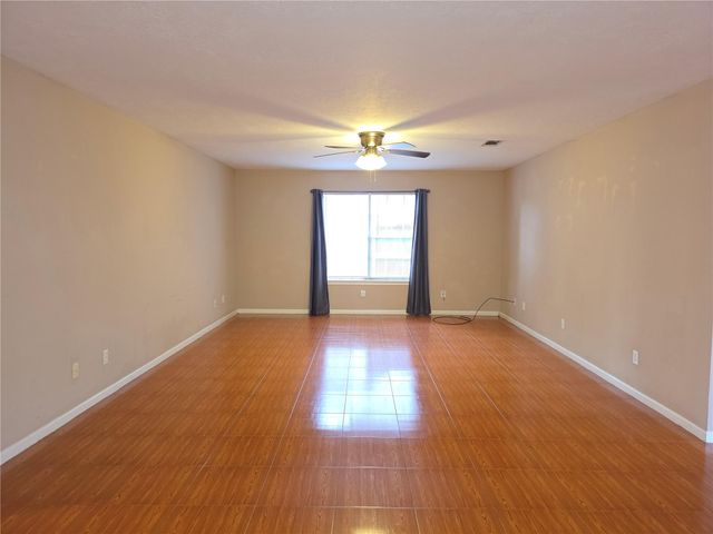 414 Texas Street, Tomball, TX 77375