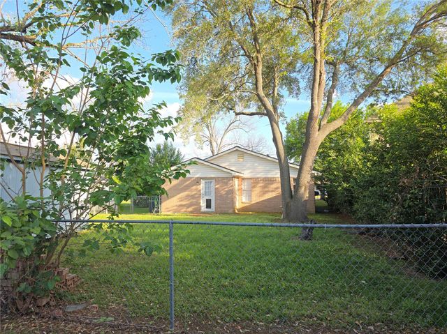 414 Texas Street, Tomball, TX 77375