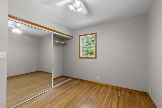 6133 Garbe Avenue, Woodbury, MN 55125