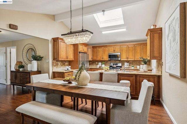 33166 Basswood Ave, Union City, CA 94587