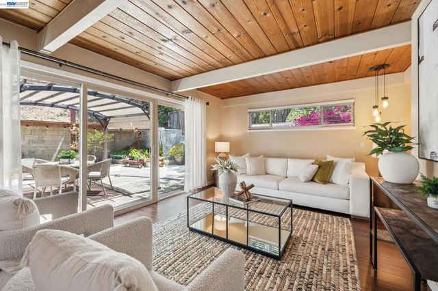 33166 Basswood Ave, Union City, CA 94587