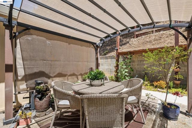 33166 Basswood Ave, Union City, CA 94587