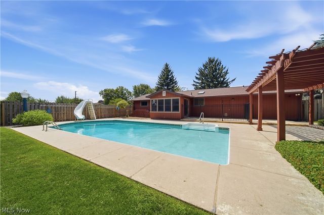 5155 Oakvale Street SW, Canton, OH 44706