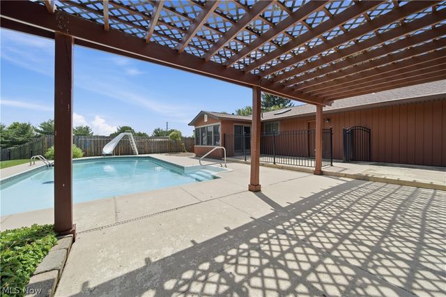 5155 Oakvale Street SW, Canton, OH 44706