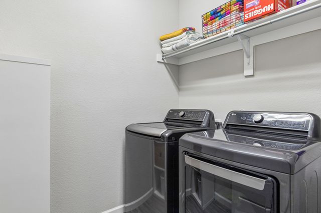 6909 Lilac Drive, Venus, TX 76084