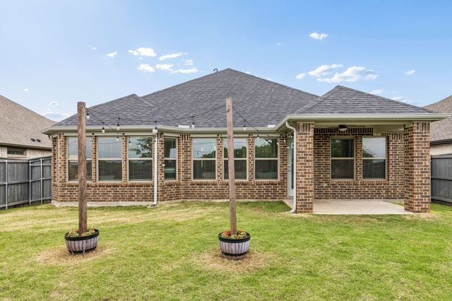 6909 Lilac Drive, Venus, TX 76084