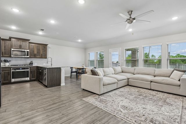 6909 Lilac Drive, Venus, TX 76084