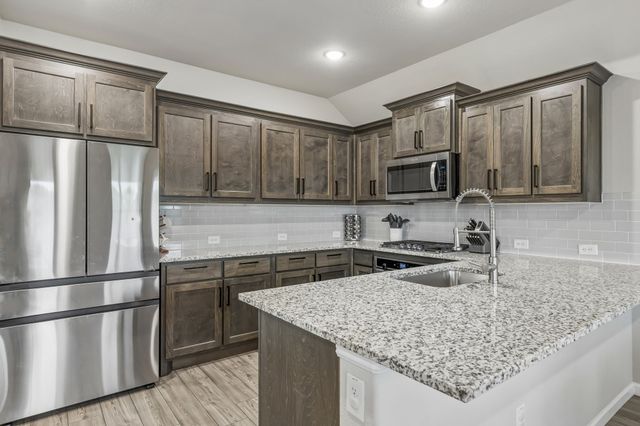 6909 Lilac Drive, Venus, TX 76084